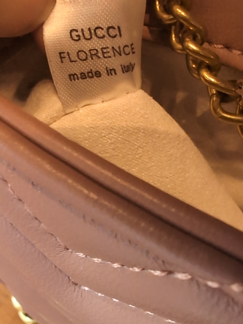 G U C C I Matelasse Mini GG Marmont Shoulder Bag Porcelain Rose - Picture 15 of 17